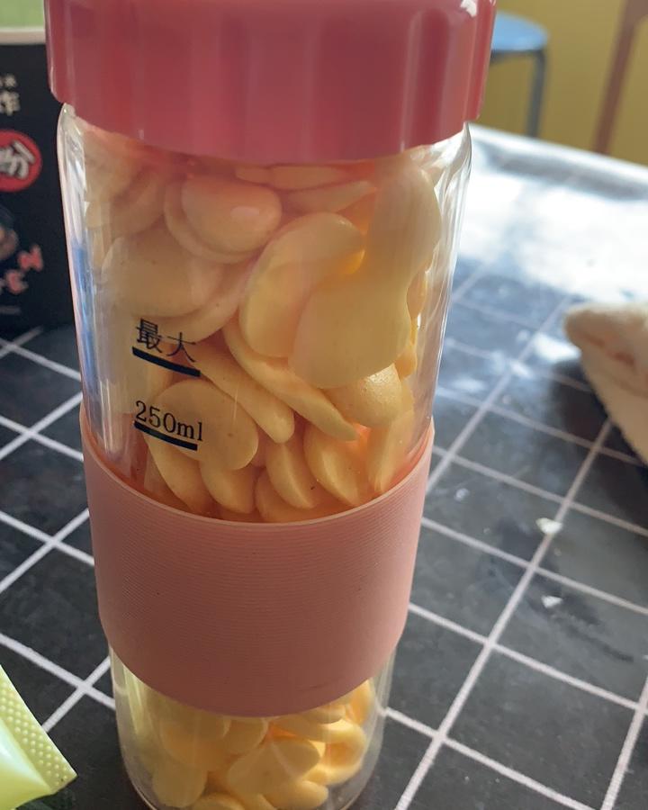 入口即化的无添加蛋黄溶豆