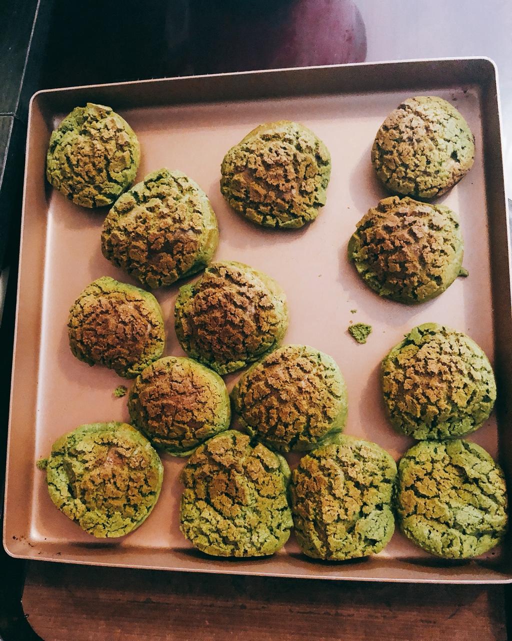 抹茶酥皮泡芙 附全过程和抹茶卡仕达内馅做法