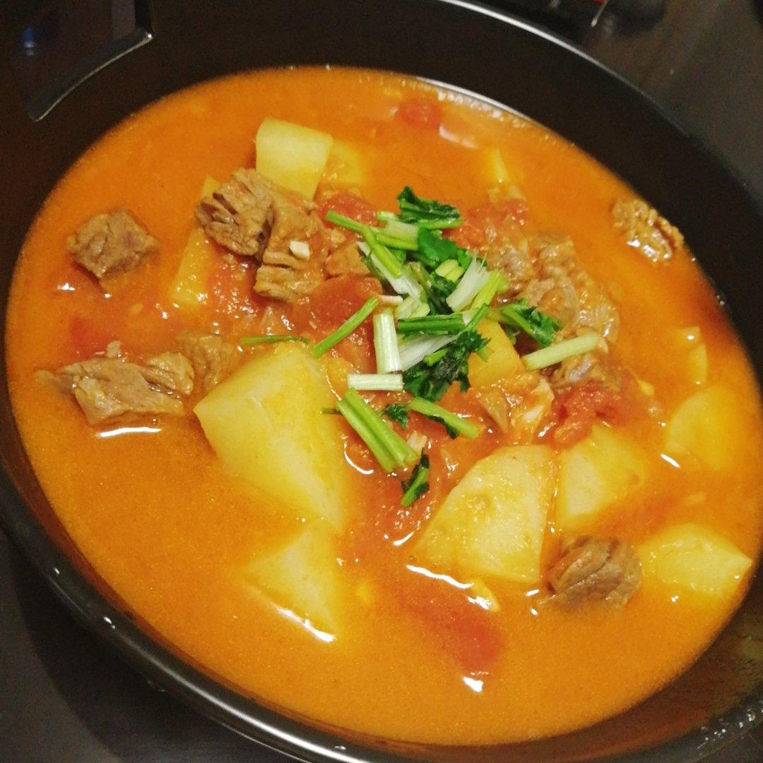 【番茄土豆炖牛腩】