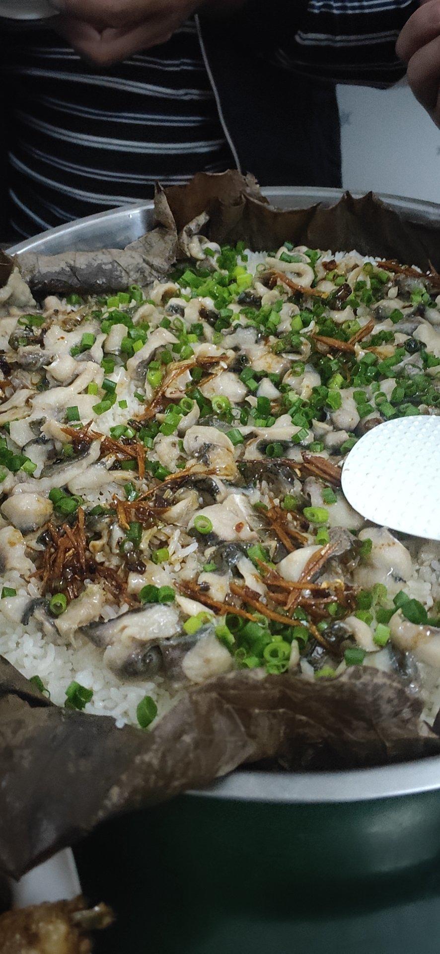 笼仔荷叶蒸饭