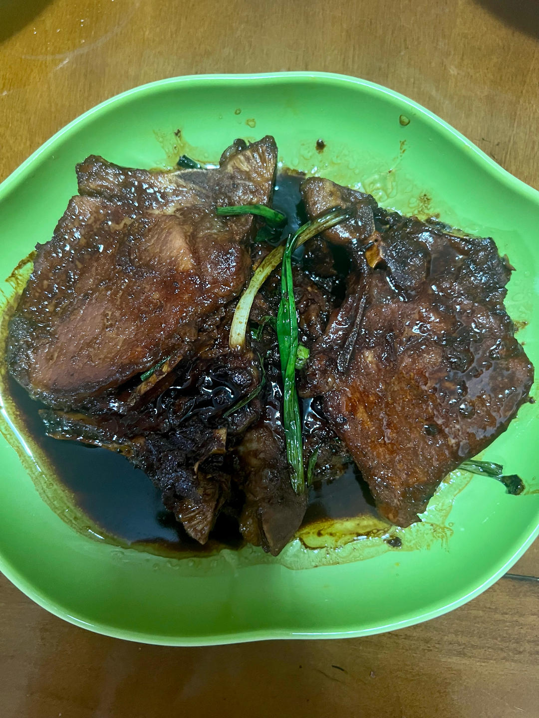 超嫩超香的葱烤大排