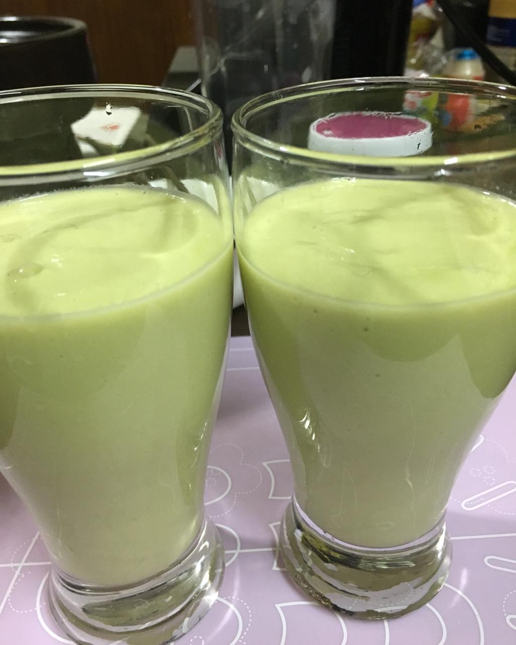 牛油果奶昔