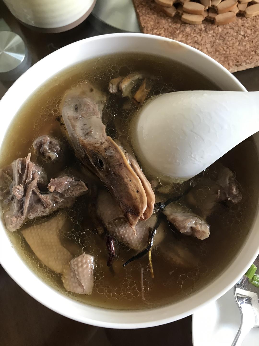 滋补鸭汤-抗癌食谱的做法 步骤8