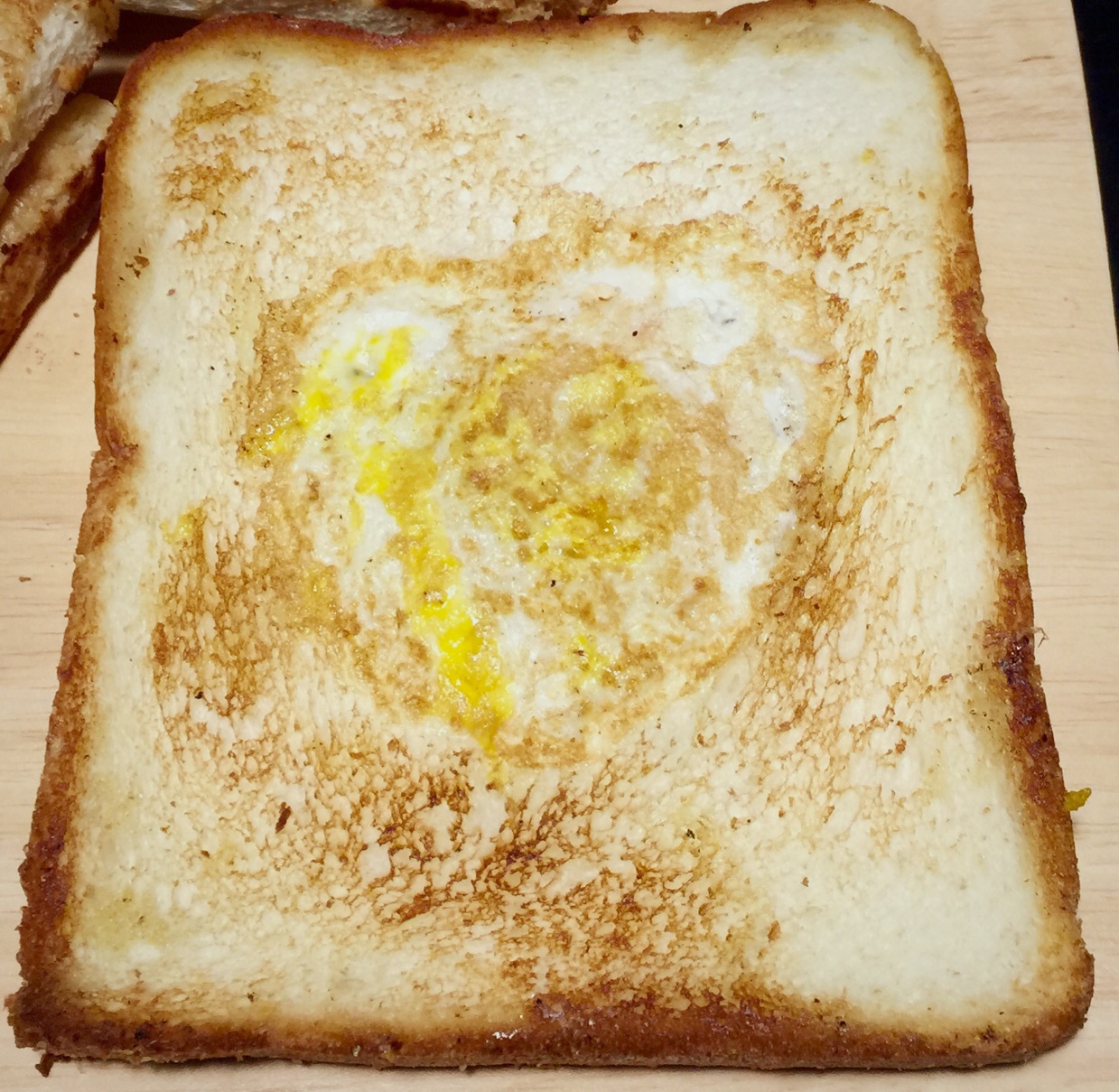 香煎鸡蛋吐司