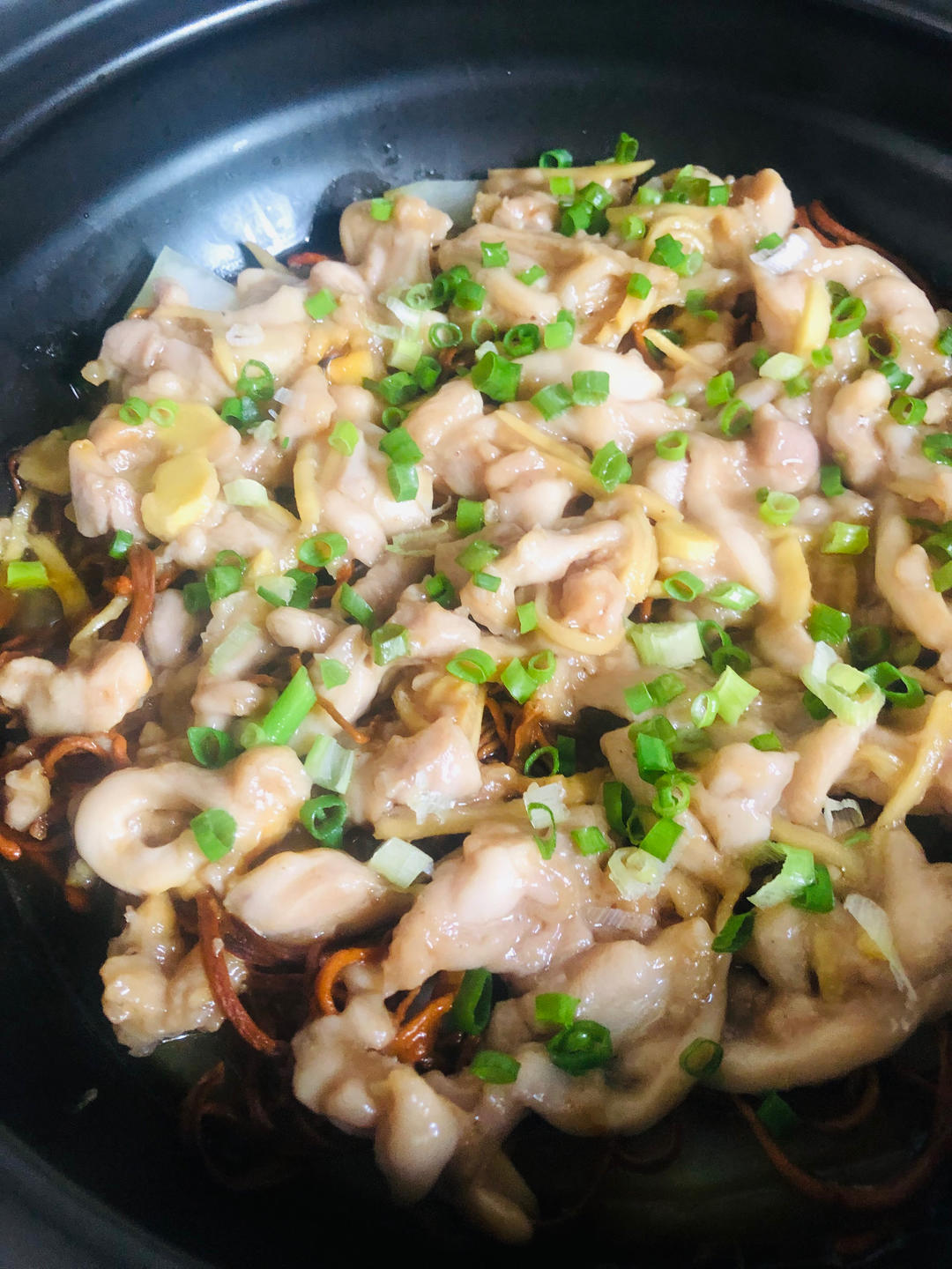 嫩滑鲜甜的无水桑拿鸡