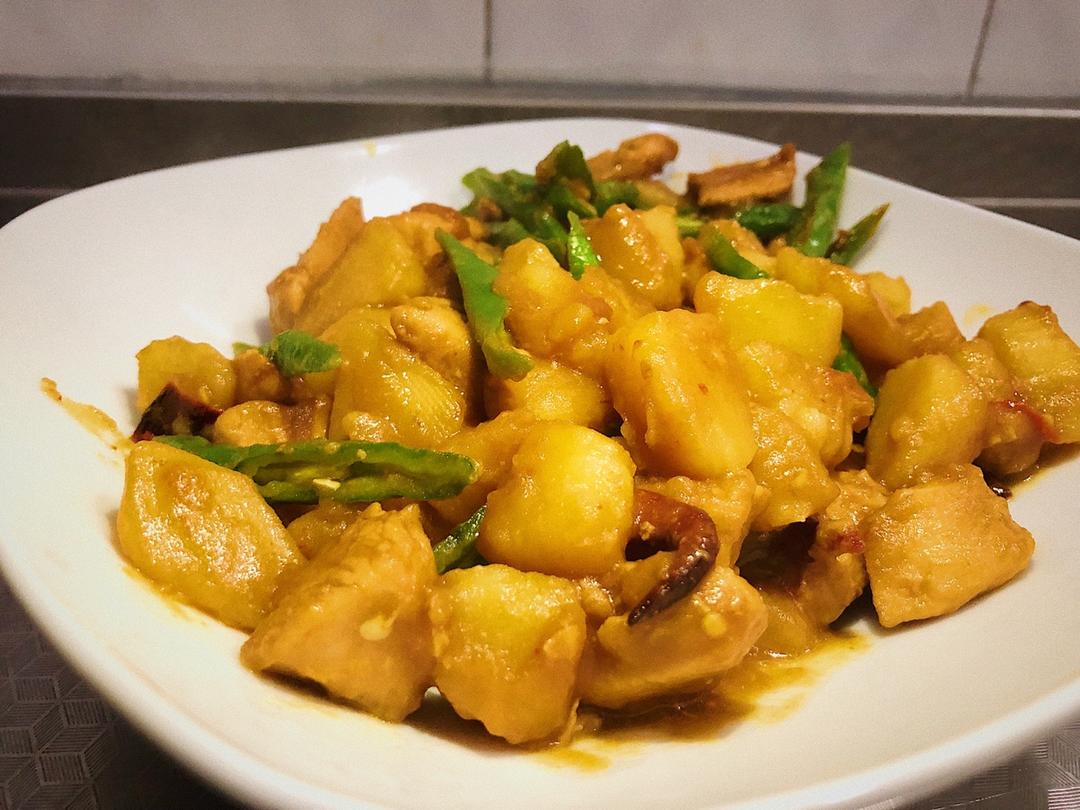 土豆焖鸡