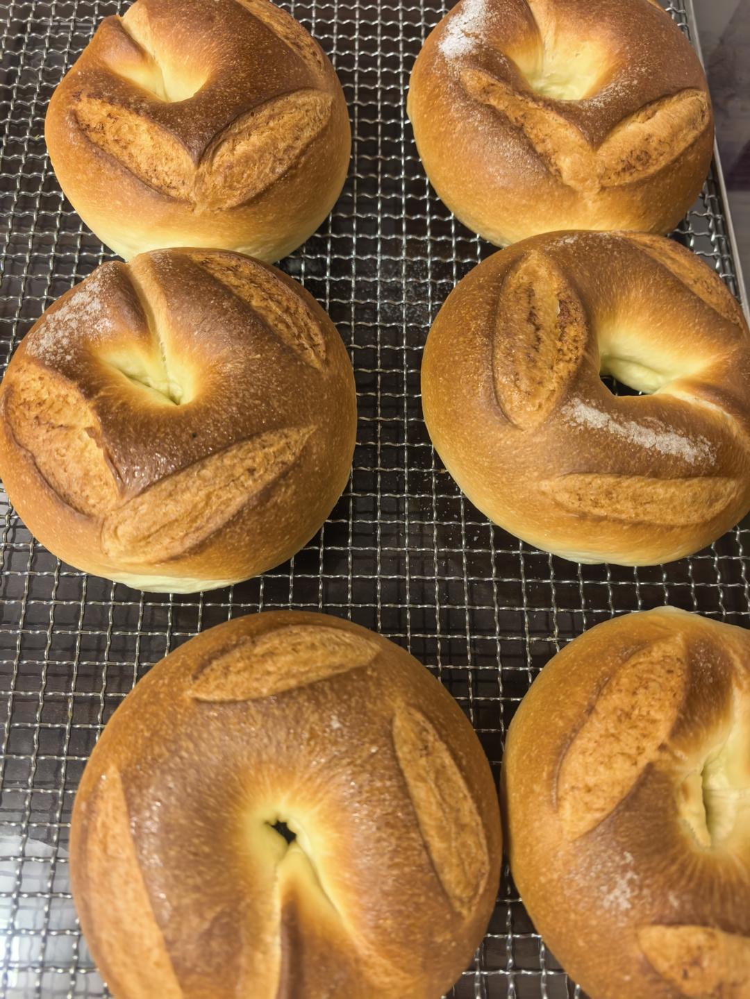 比云朵还软的牛奶面包，液种法甜面包太好吃了！