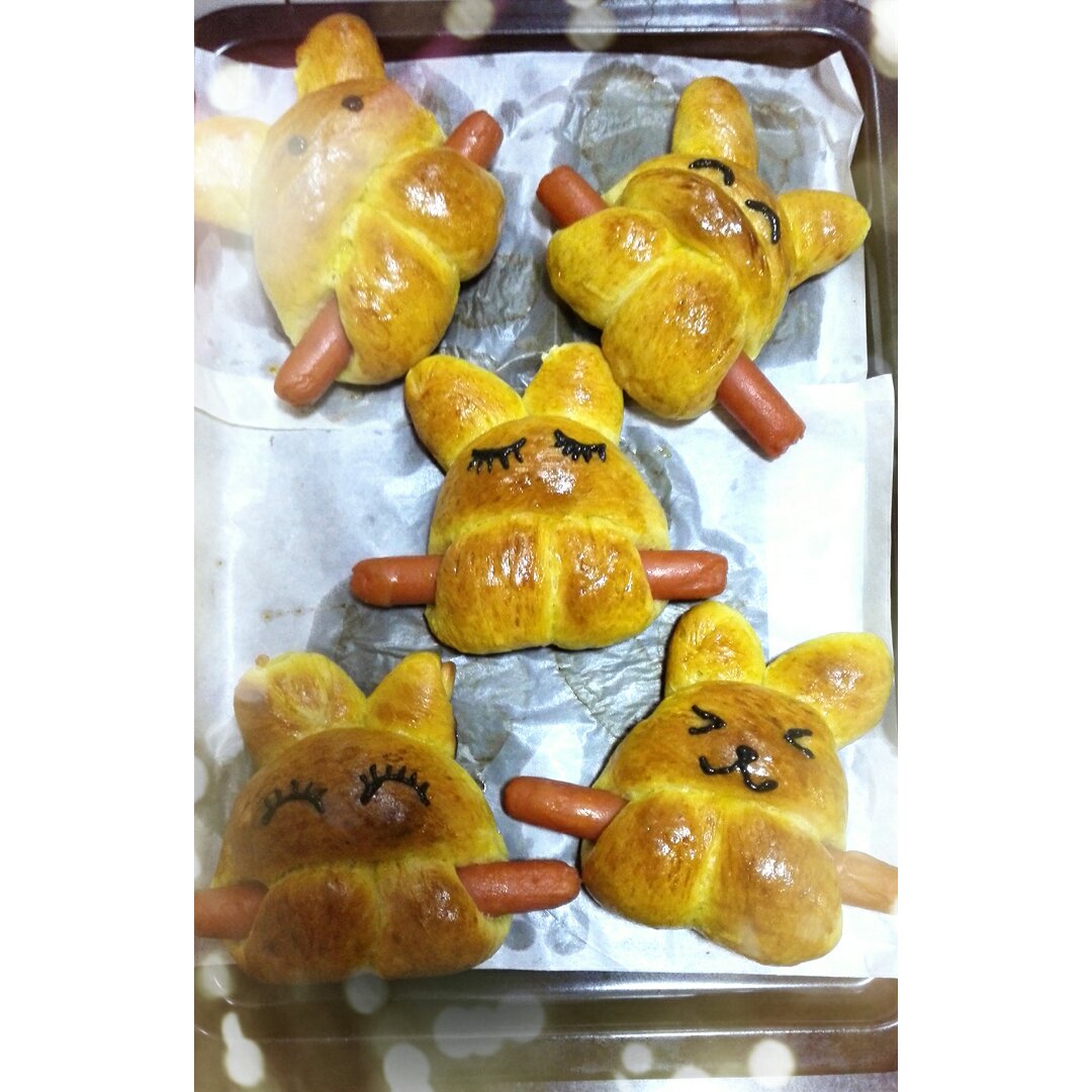 小兔子香肠包
