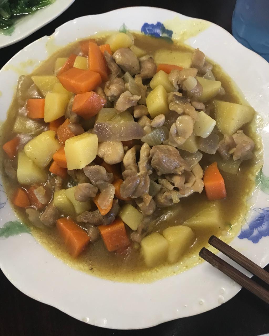 咖喱鸡肉饭
