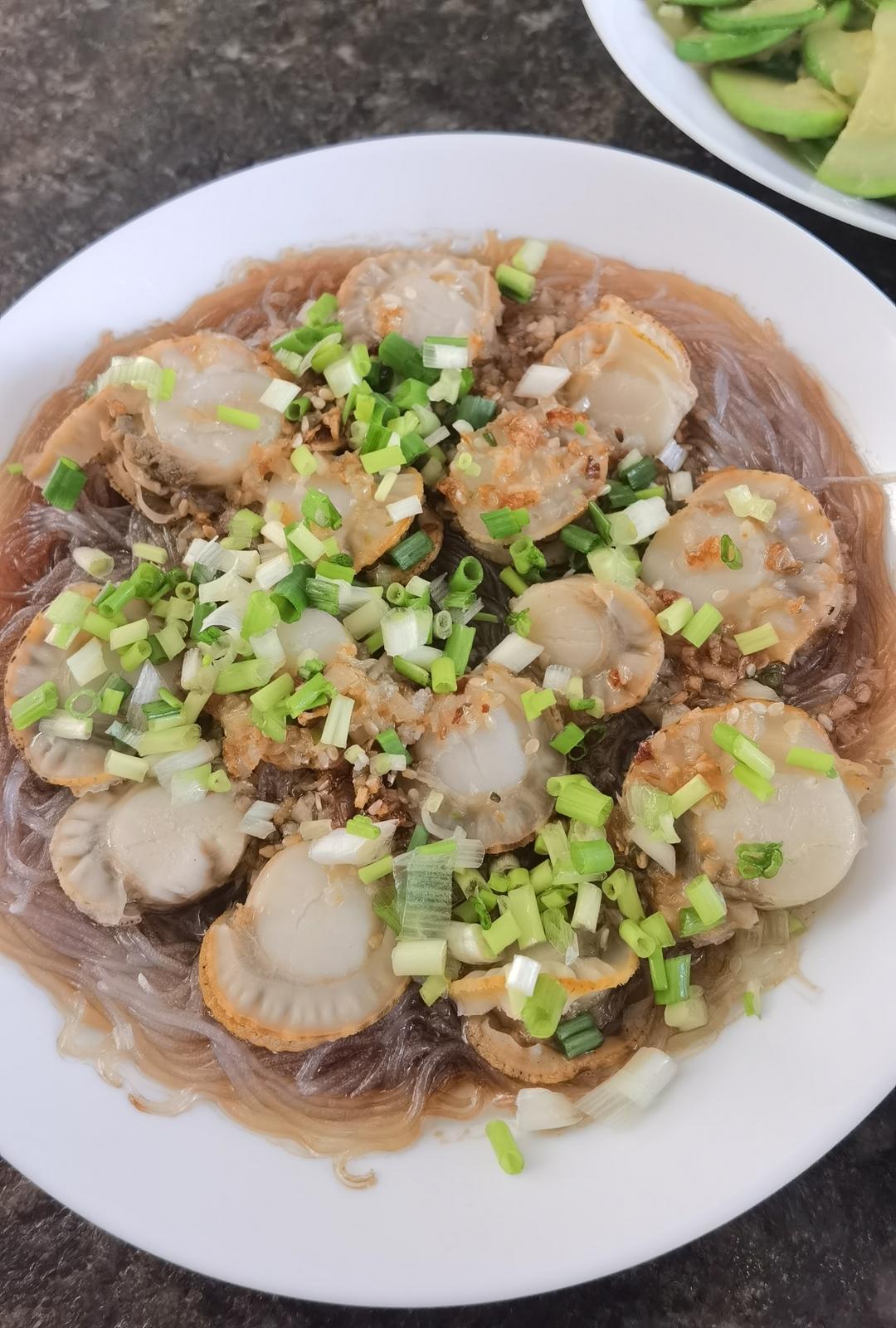 蒜蓉扇贝肉蒸粉丝