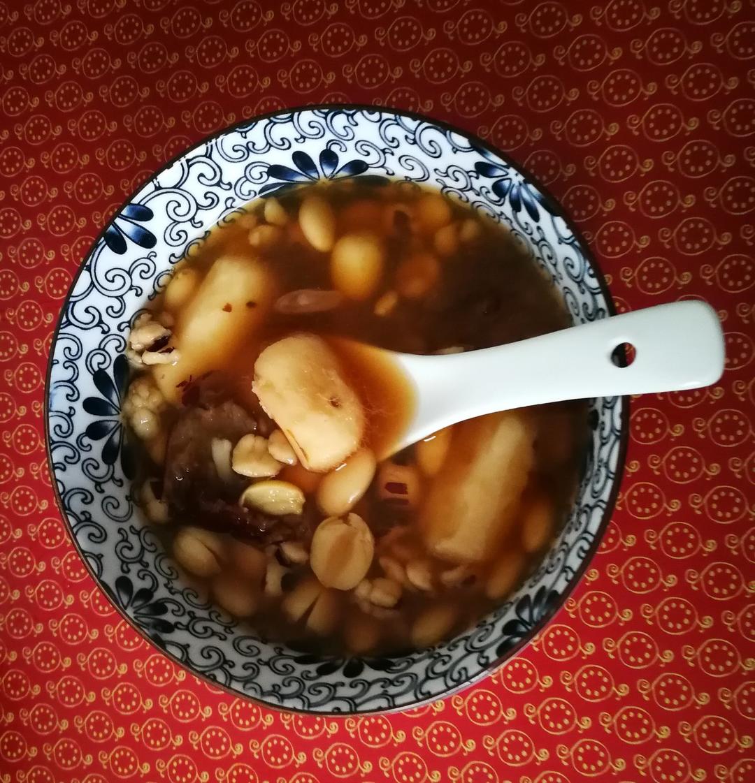祛湿养生杂粮山药粥