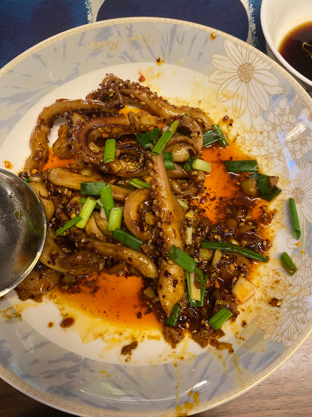 超下饭的孜然鱿鱼须，香辣爽嫩，比烧烤还好吃