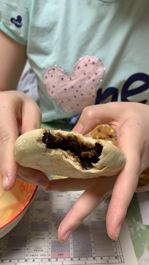 不输给路边摊的梅干菜饼or锅盔