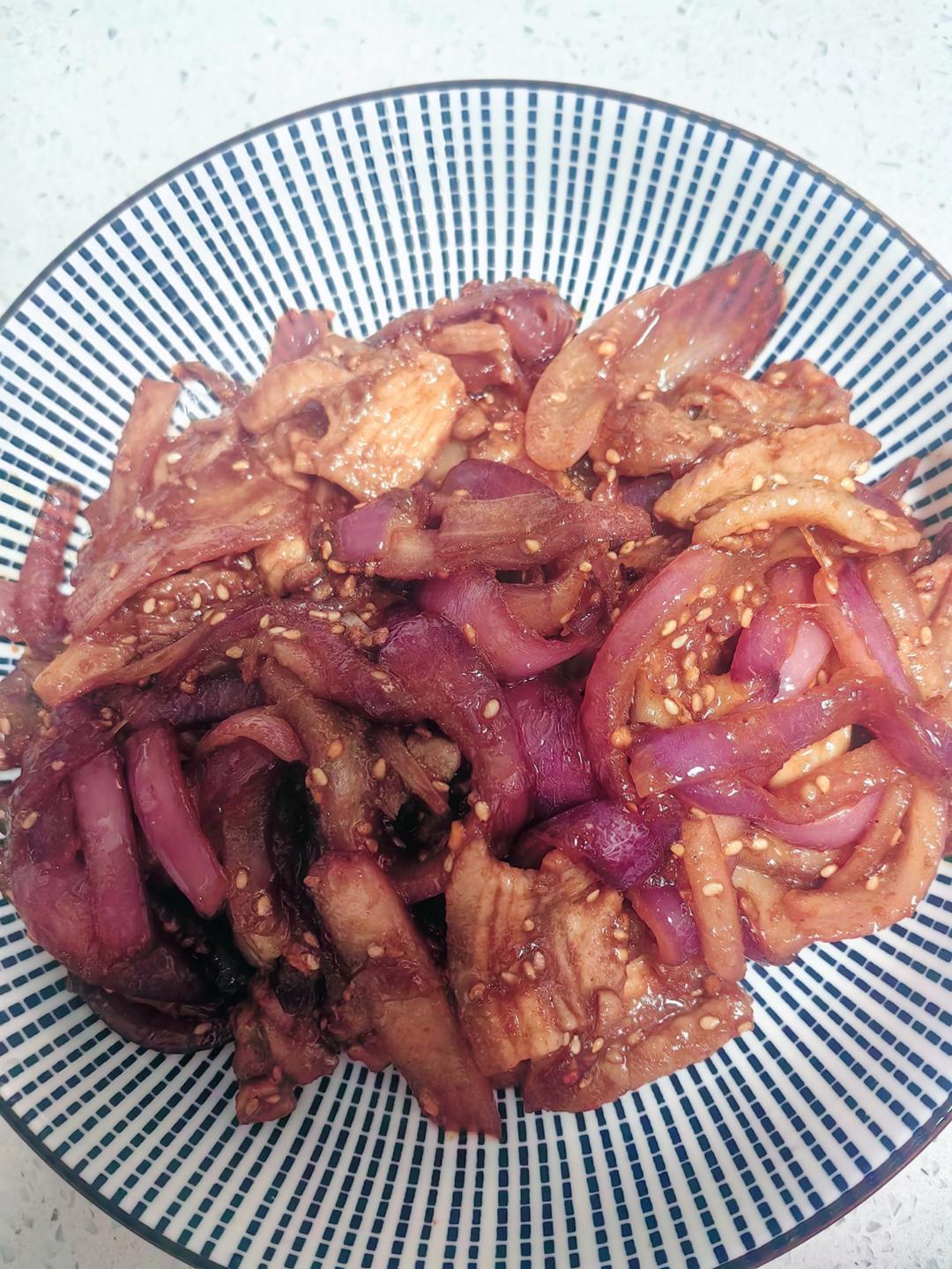 烤五花肉🥩这个夏天除了西瓜🍉当然还有烧烤🥓拥有烤箱的快乐🍺