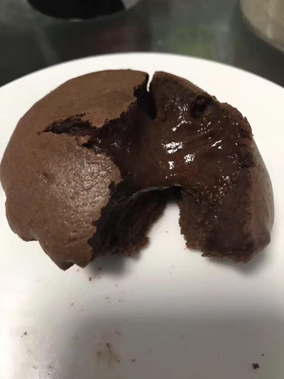 巧克力熔岩蛋糕(全图文超简单)