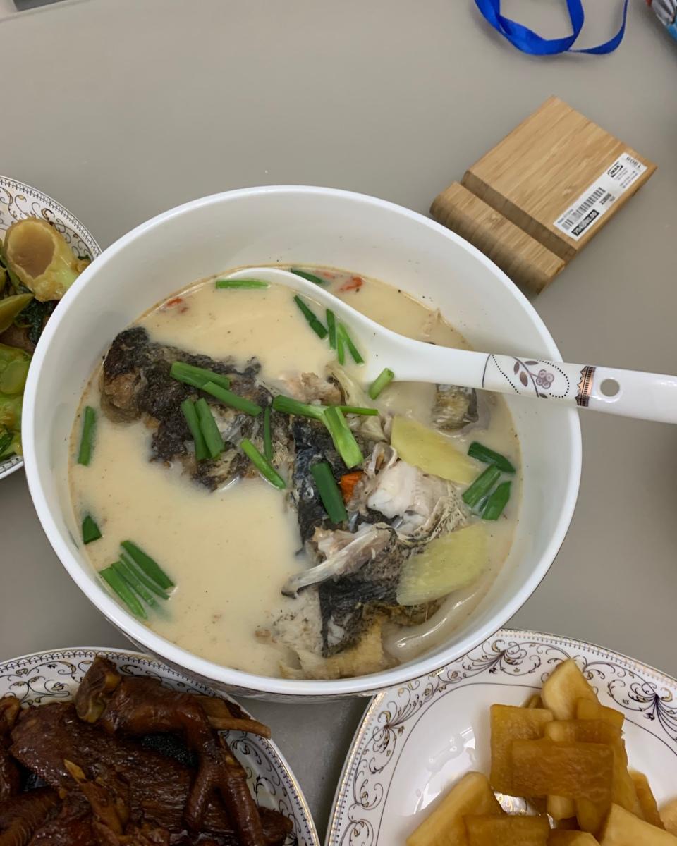 鱼头豆腐汤