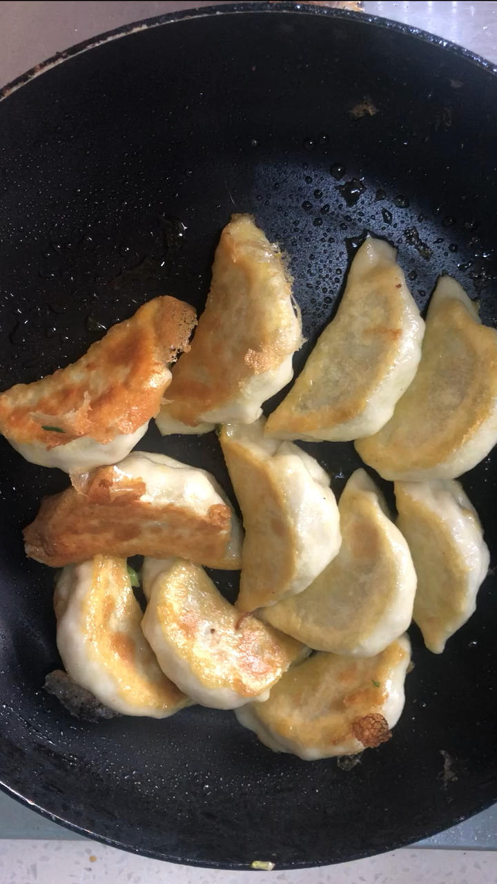 妈妈的水煎包