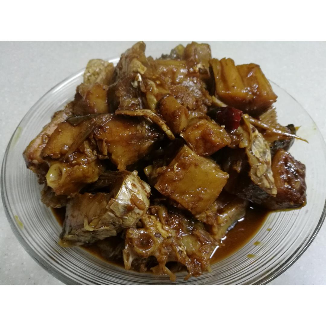 红烧咸鱼