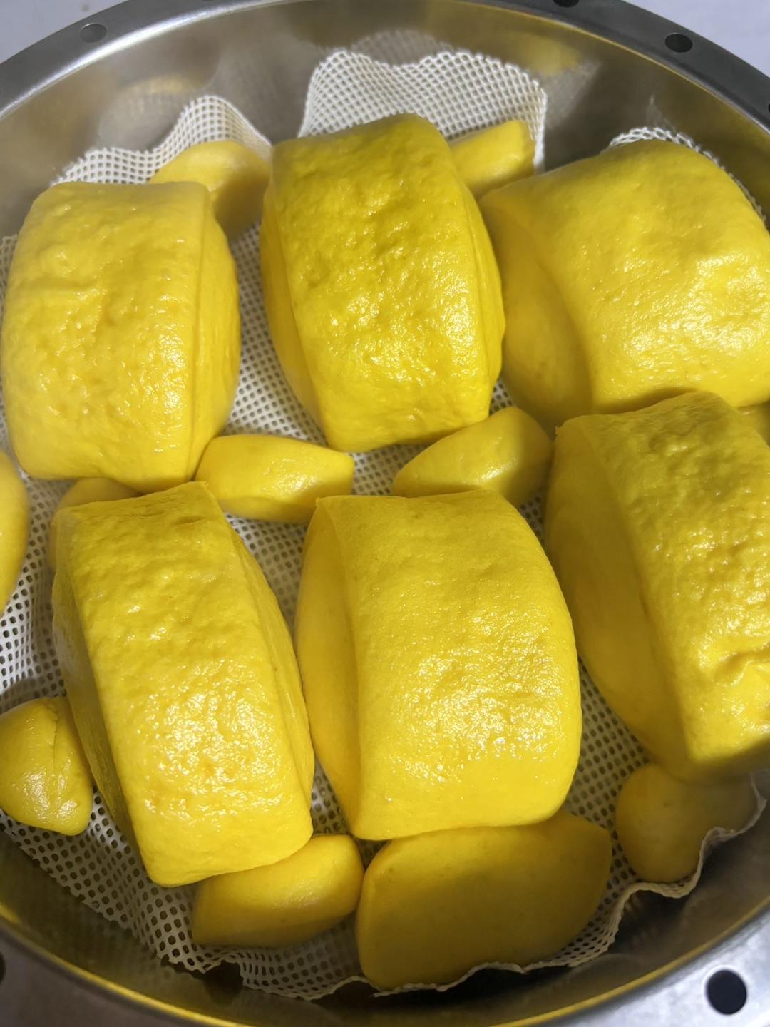 新手也可以--详解如何做出人见人爱、金黄的南瓜馒头