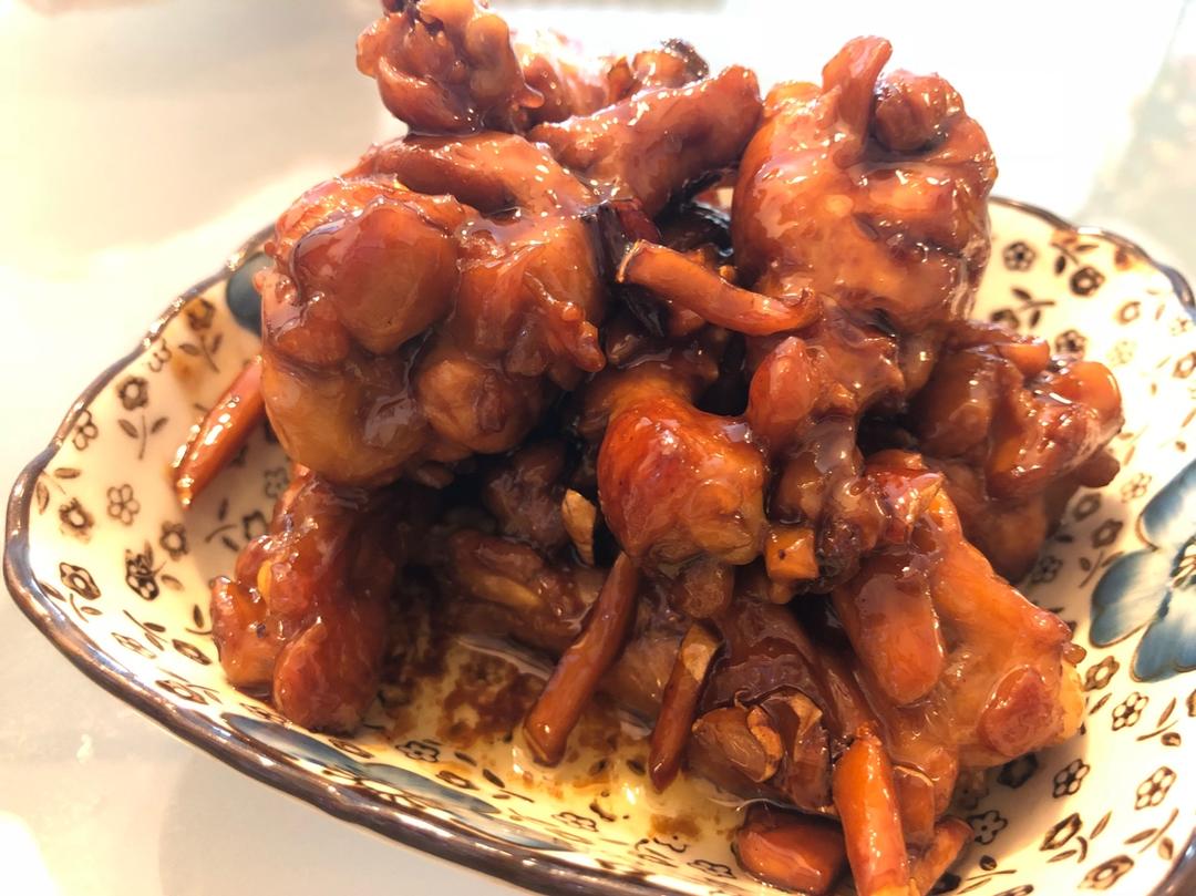 简单又美味的红烧鸡翅根