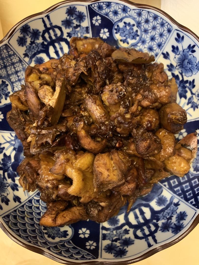 超级好吃的红烧鸡块