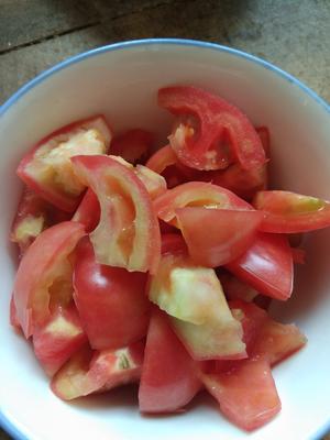 西红柿土豆玉米汤的做法 步骤1