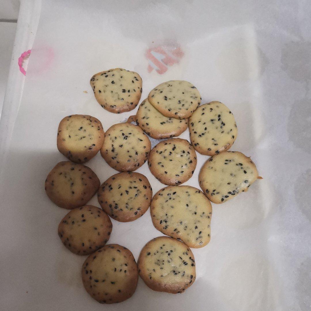 芝麻薄脆饼干
