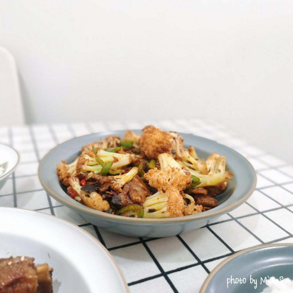 干锅五花肉花菜│多力浓香花生油X金牌家宴