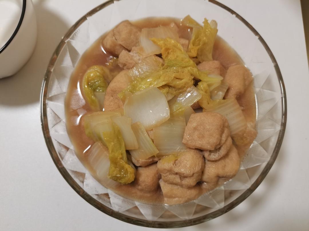 好吃到连汤汁都不剩的白菜焖豆泡，给肉都不换