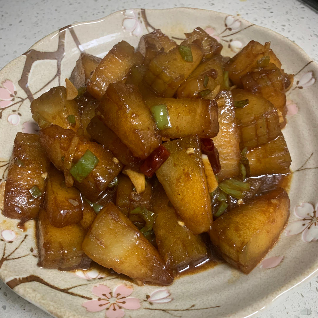 红烧冬瓜最完美做法，不加一滴水，瞬间秒杀红烧肉