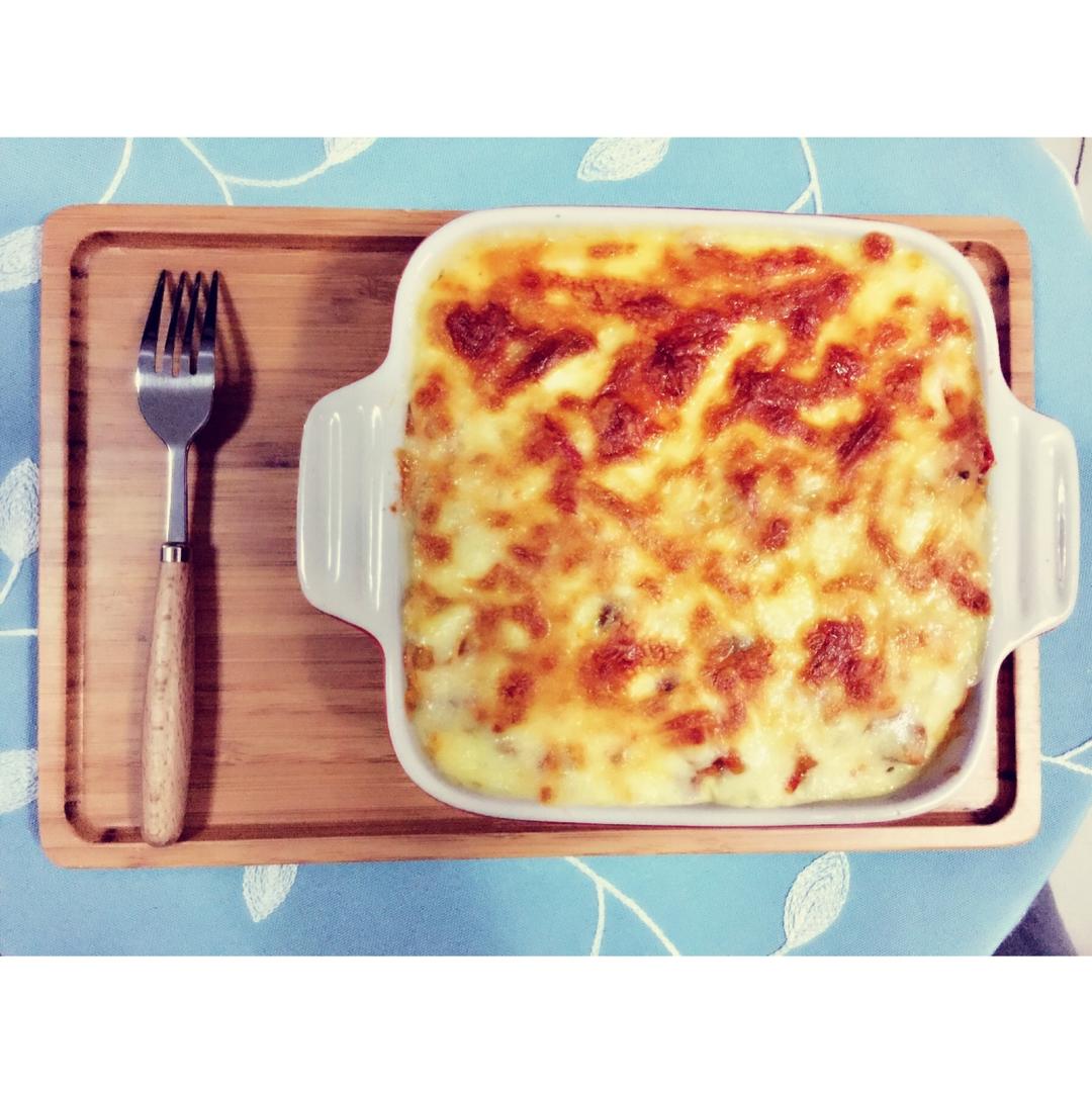 芝士肉酱焗意面