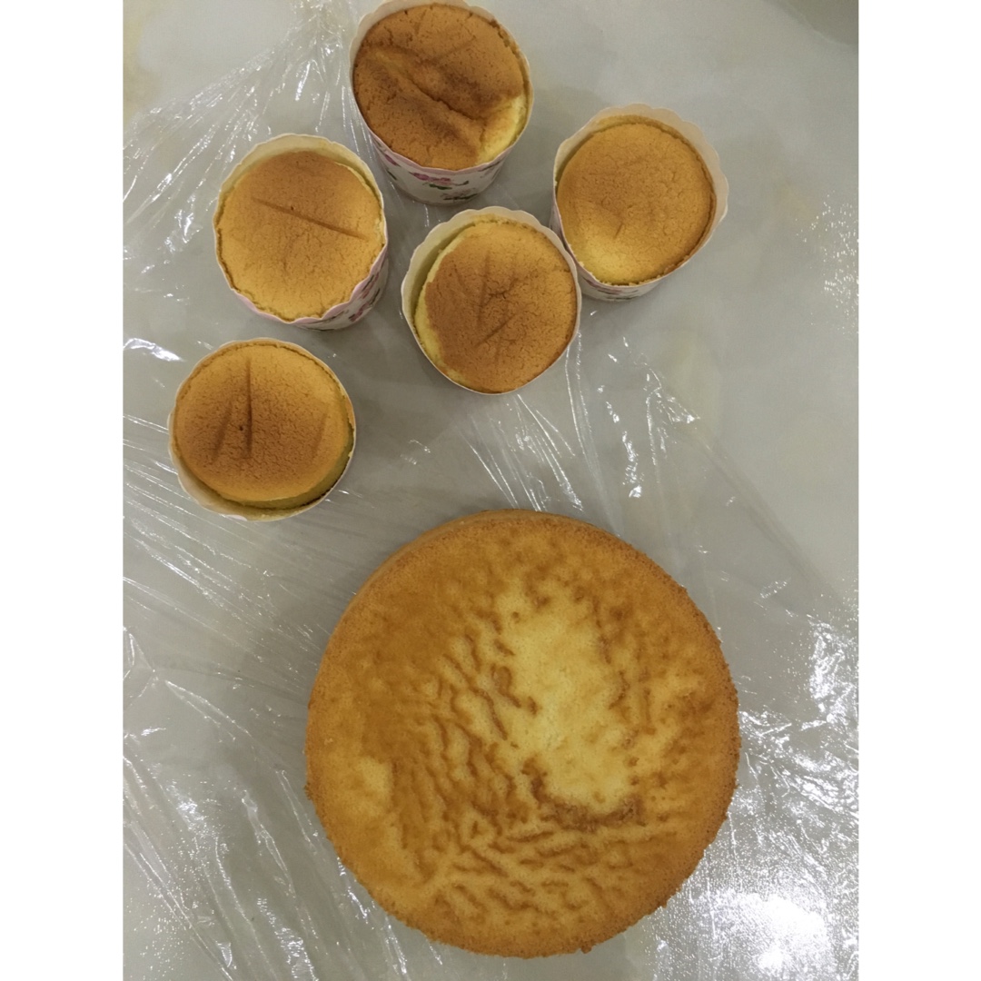 《Tinrry+》戚风蛋糕（6寸配方）（基础、超详细教程）