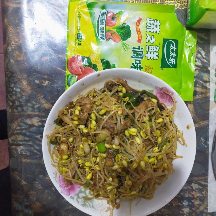 健康低卡家常菜 - 西兰花虾仁木耳炒蛋