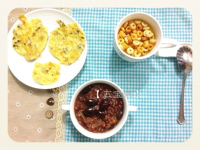 红豆黑米美颜粥