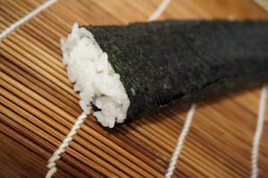 海蜇丝寿司的做法 步骤3