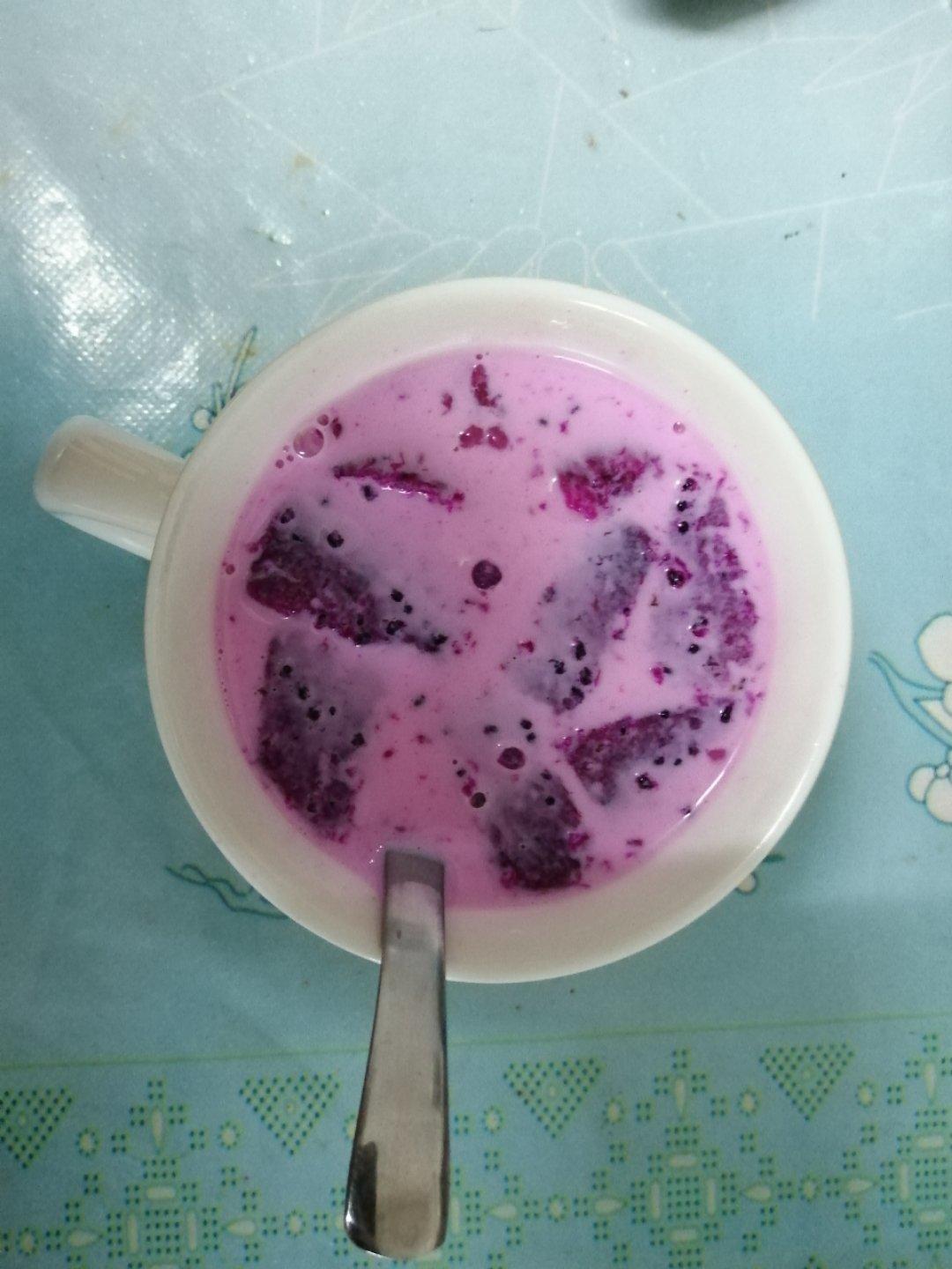 火龙果牛奶西米露
