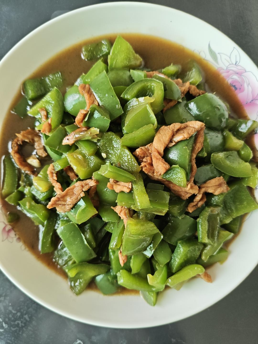 青椒炒肉丝