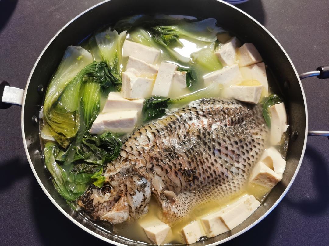 📣奶香鲫鱼汤：鱼汤就要这样做❗❗