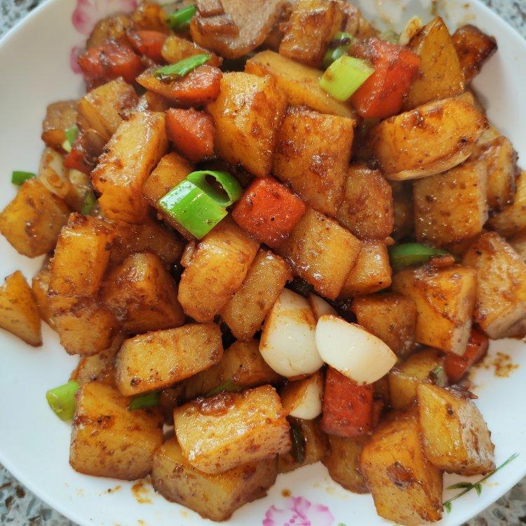 超级简单的香辣孜然煎土豆块