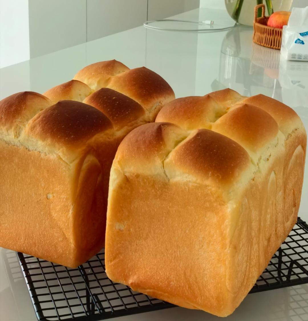 我认为最好吃的吐司🍞重磅奶油奶酪吐司（内含奶油奶酪馅料制作方法）