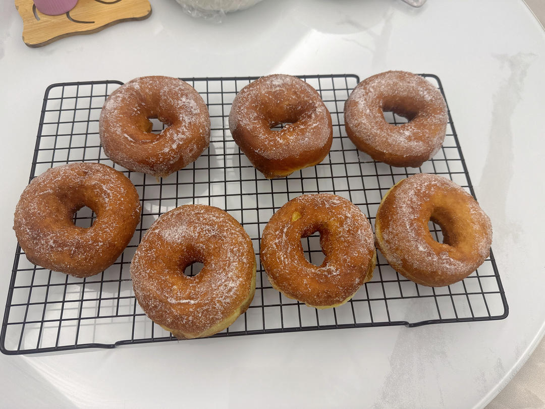 🍩超快手一小时低糖无需烤箱的甜甜圈（详细视频）