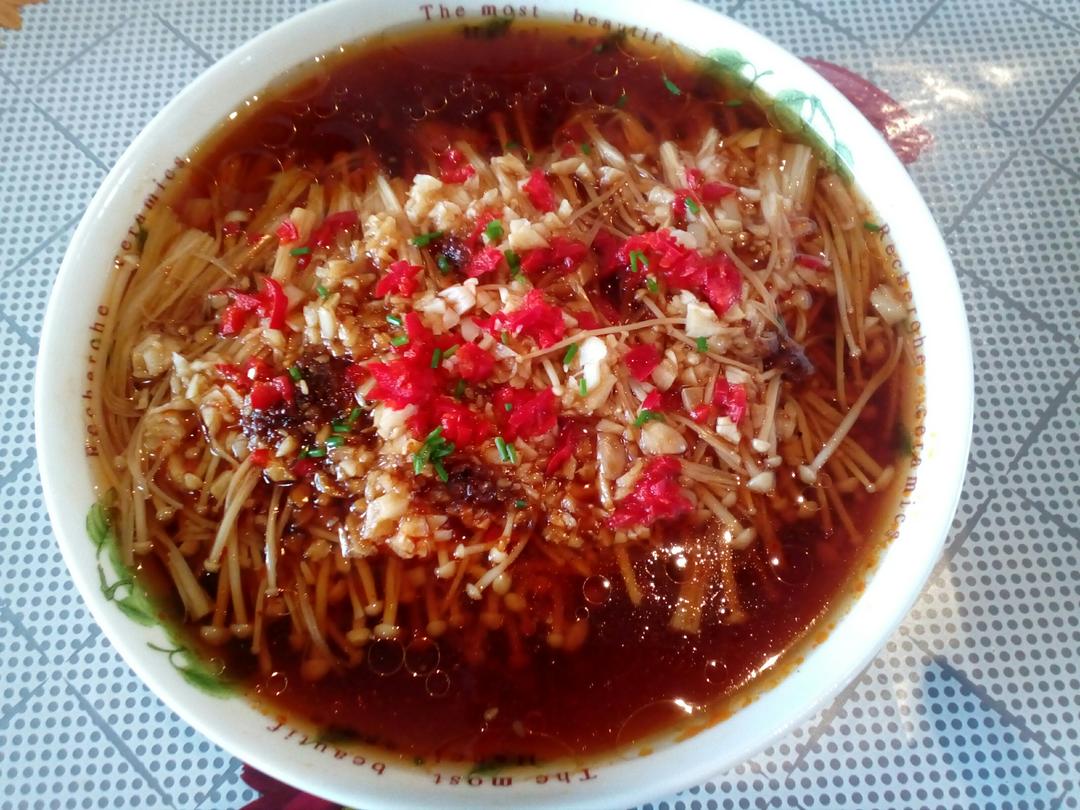 蒜蓉蒸金针菇