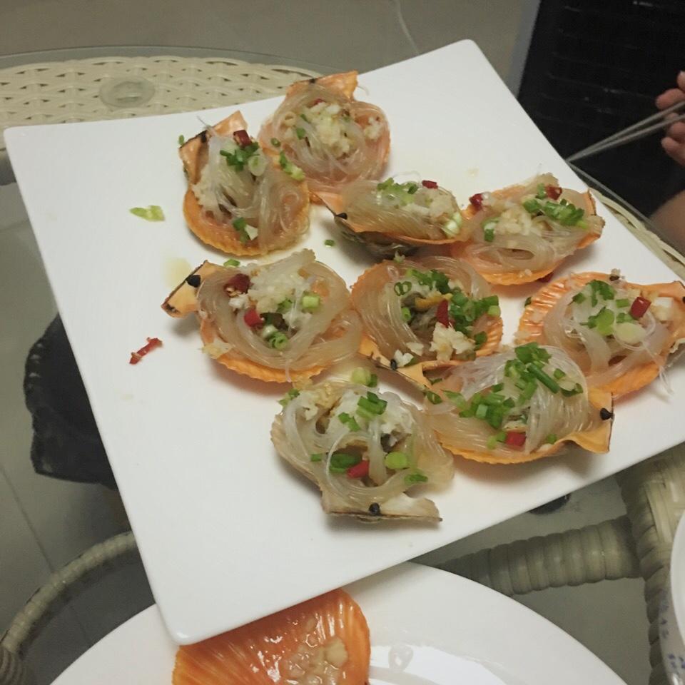 蒜蓉粉丝蒸扇贝