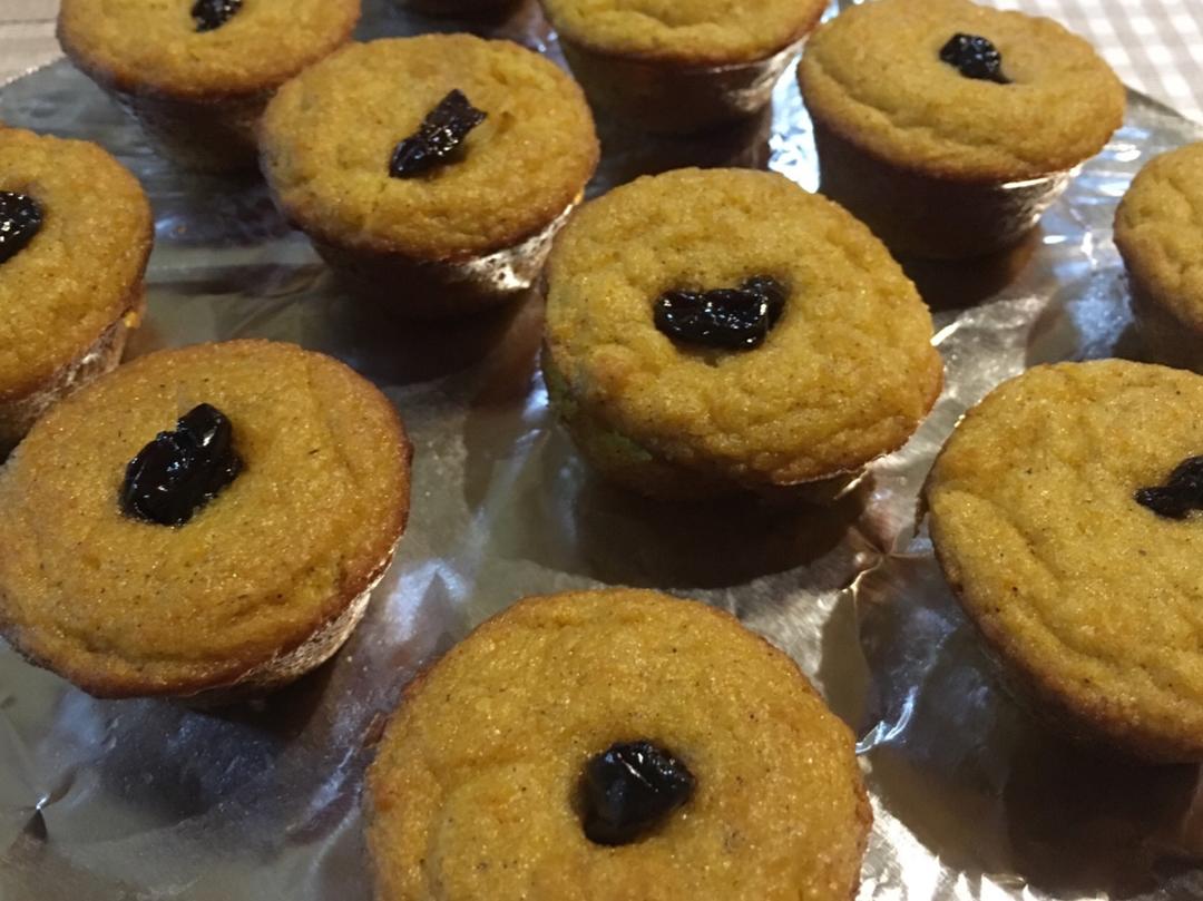南瓜蜜枣玛芬蛋糕 Pumpkin & Date Muffin