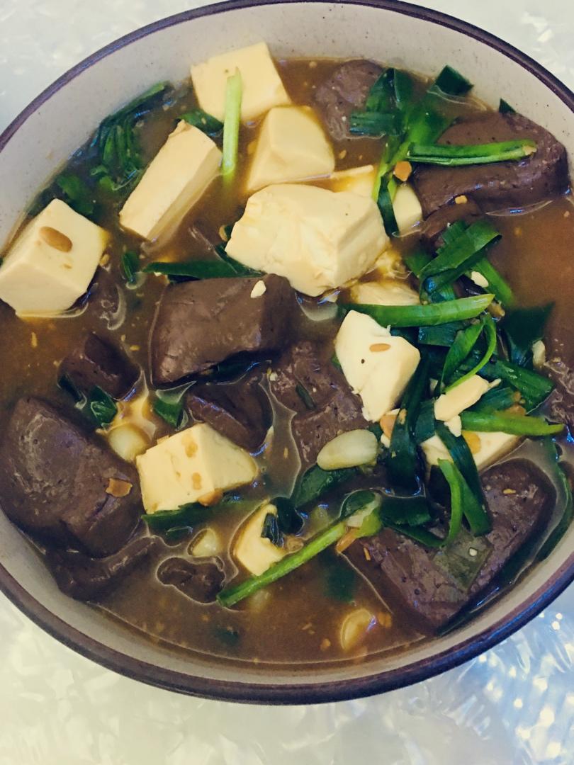 猪血烧豆腐