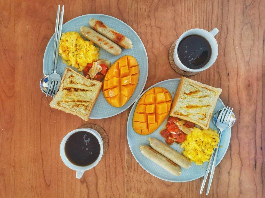 symmetry breakfast