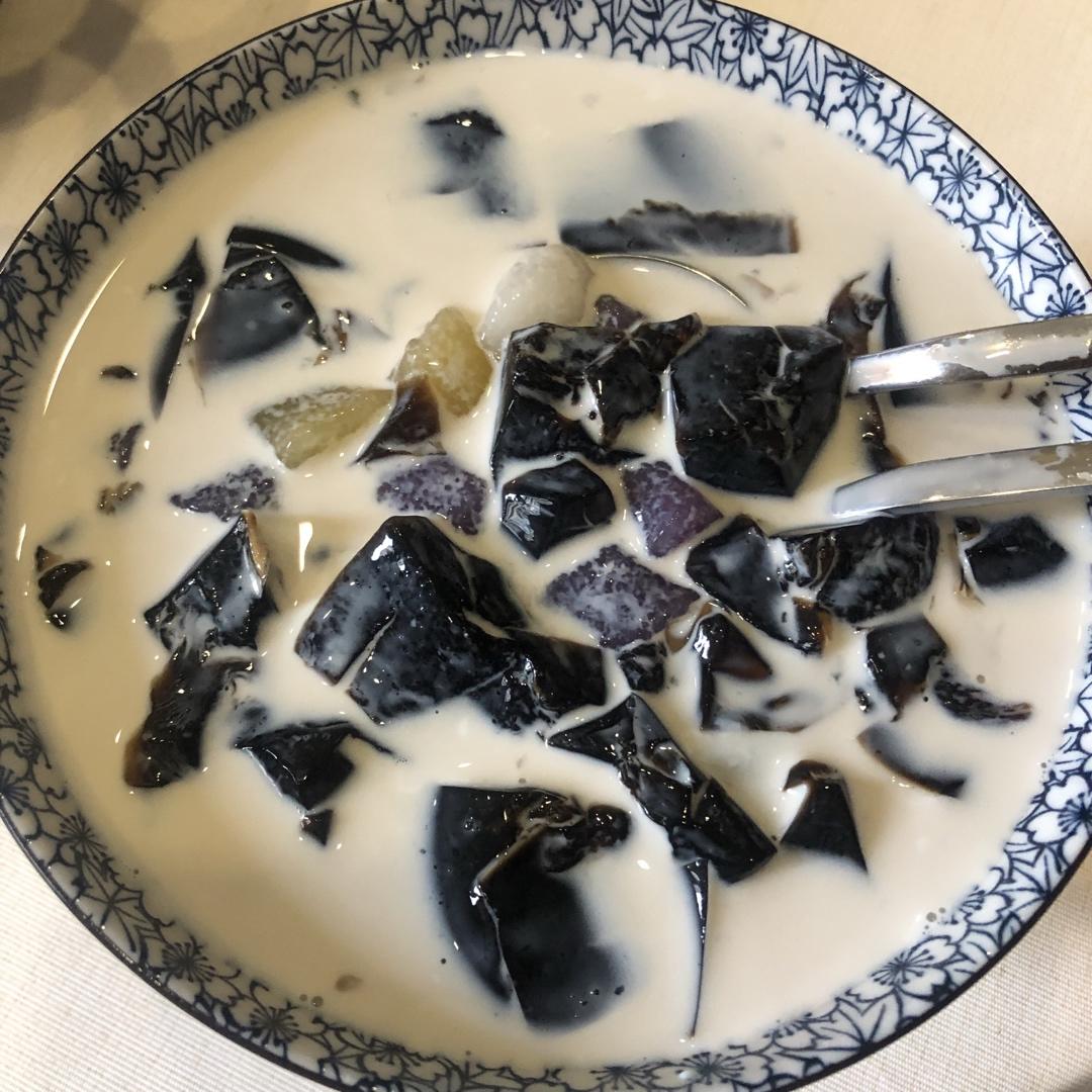 满足你的偷学欲望，“鲜芋仙”的三色芋圆在家也能轻松搞定！——三色芋圆