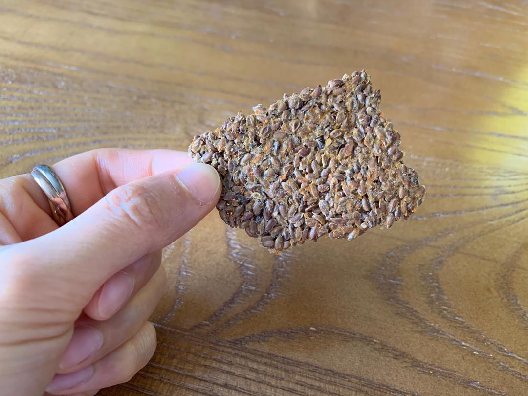 健康零食 - 好吃上瘾的亚麻籽脆片（香、酥、脆）