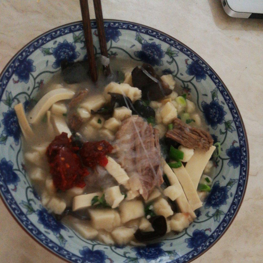 羊肉泡馍