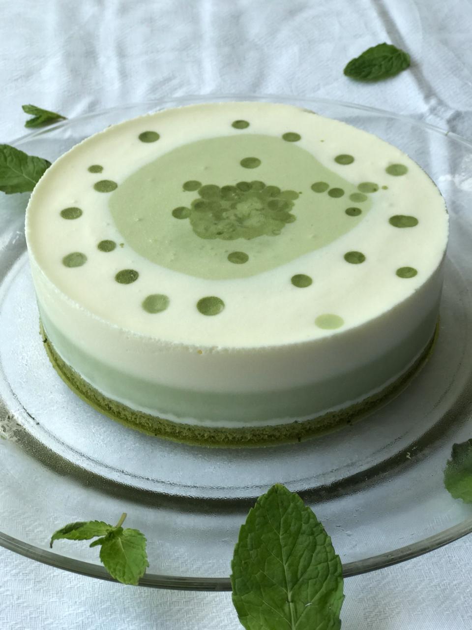 渐变抹茶慕斯蛋糕：我Amanda带着既美又作的抹茶甜点又来了！【曼食慢语】